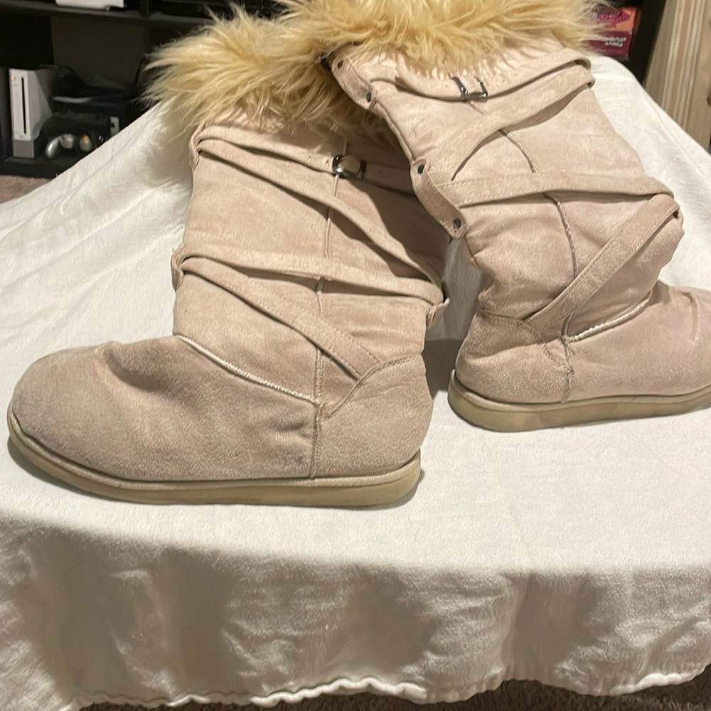 Used; size 8.5